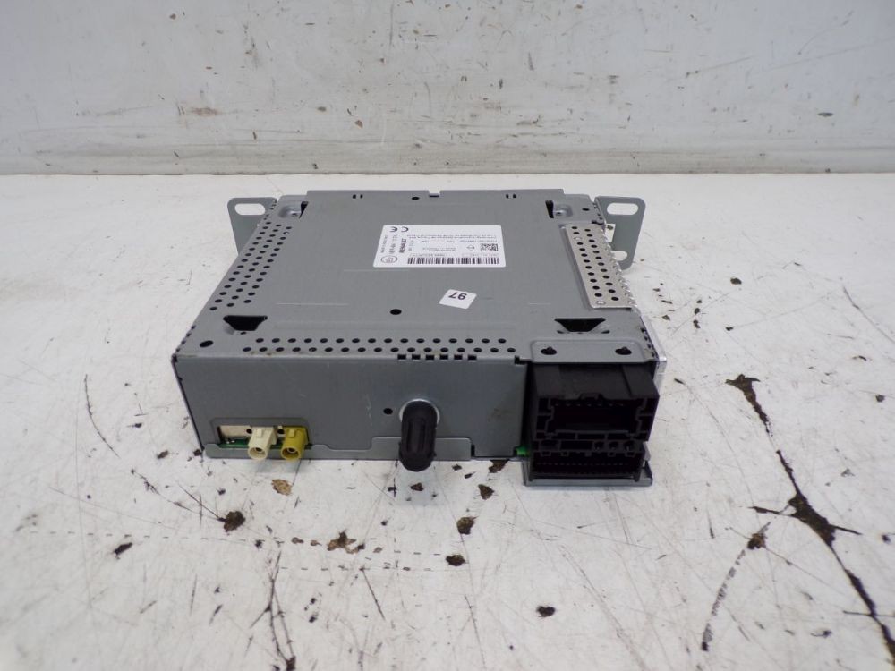 Radio/Navigation System Combination Code Not Available! fits Renault Zoe