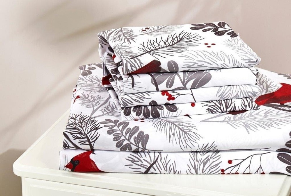 Ultra Soft Cardinals - 4-Piece Bed Sheet Set