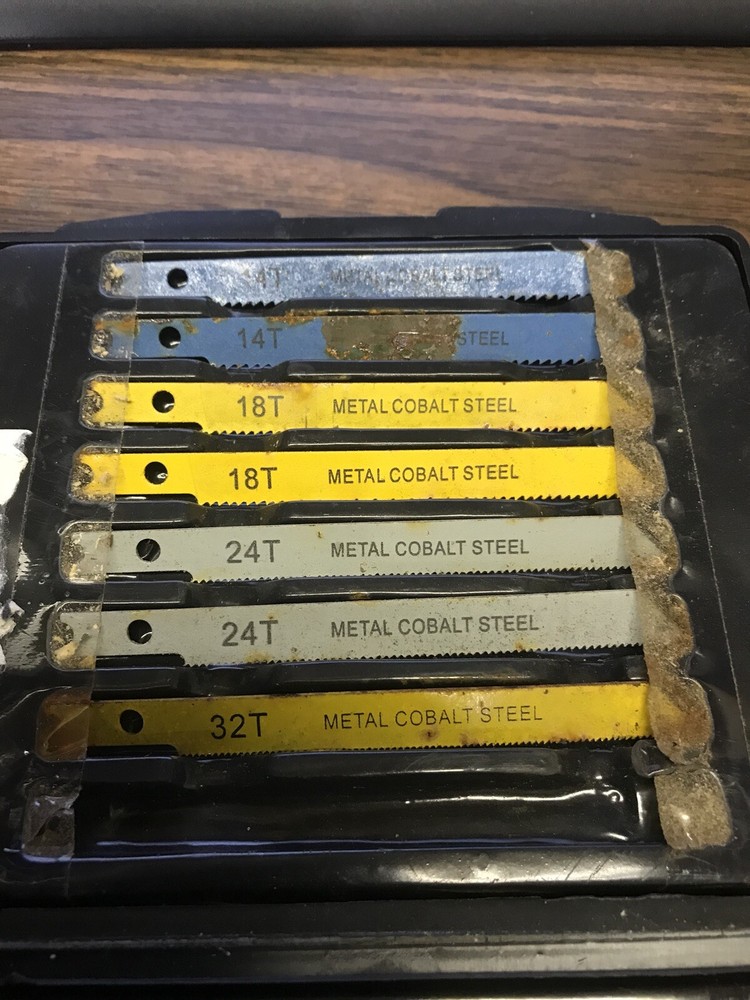 12 Piece Jigsaw Jig Sabre Saw Blade w/ Case