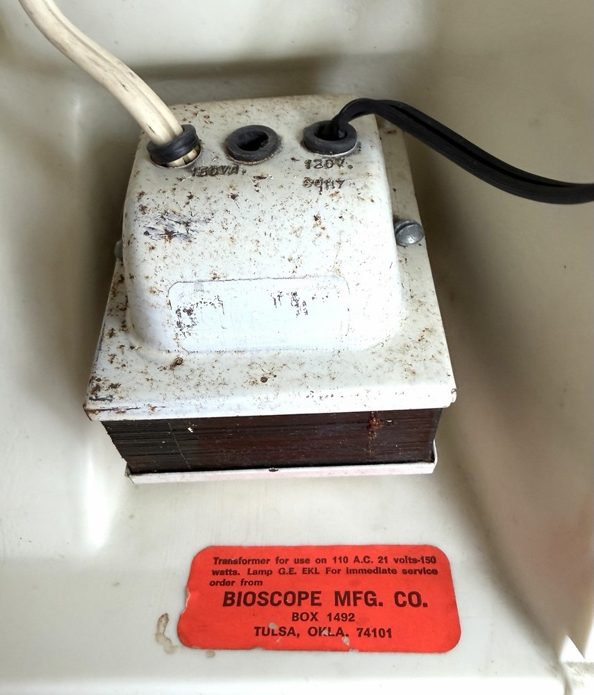 Bioscope Manufacturing Model 500 Microprojector In Case - Lights Up