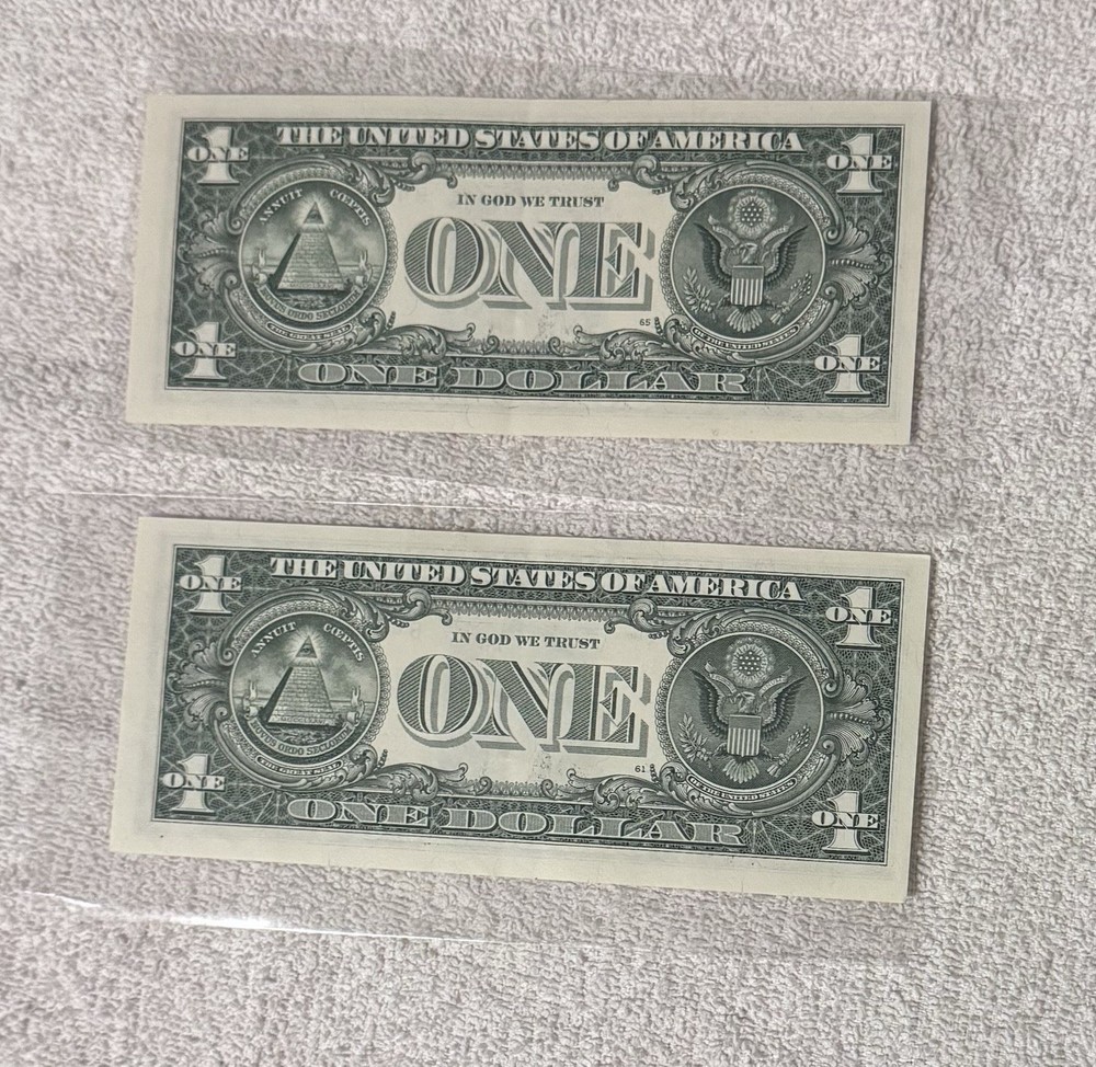 $1 Error Notes Uncirculated Consecutive Serial Numbers Missing Portrait Set of 2