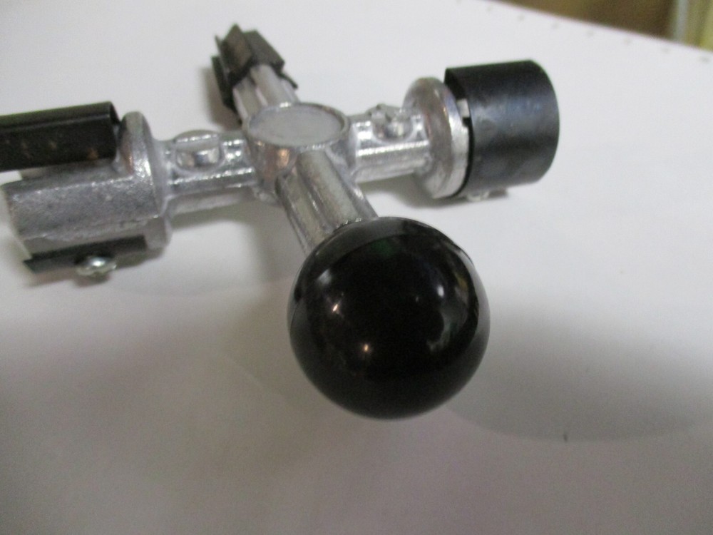 Exide Corp. 4 Way Battery Post and Terminal Cleaner