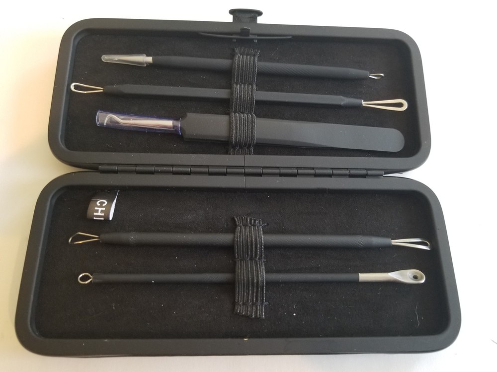 Black head remove tool