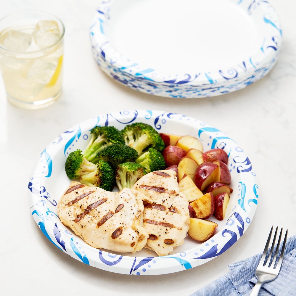 Great Value Everyday Disposable Paper Plates, 10", 150 Count