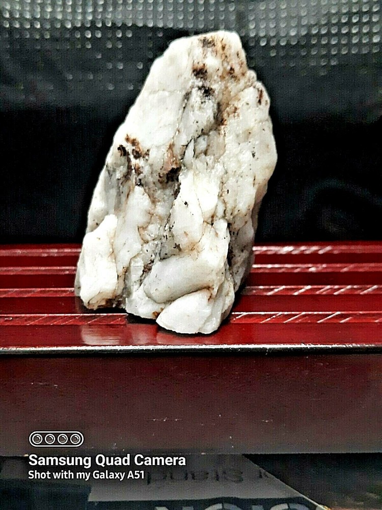 UNKNOWN-Mineral Rock Specimen #MC044