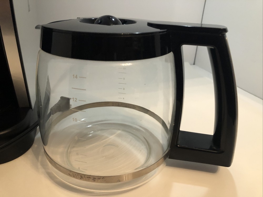 Cuisinart Coffee Maker Brew Central 14 Cup Programmable DCC 2600 Tested/Worked