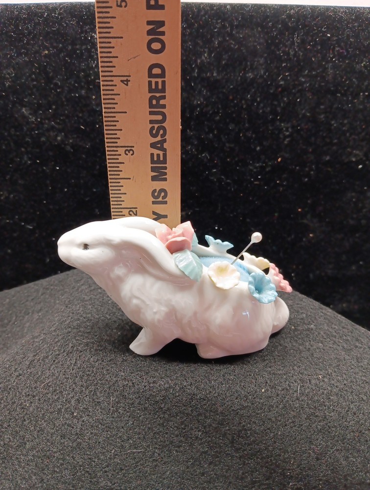 vtg pin cushion rabbit