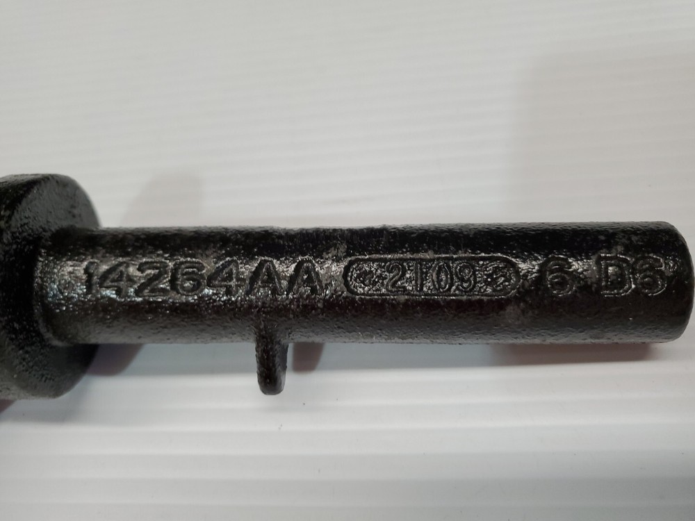 A65-6007 Peterbilt Kenworth Paccar Tow Hook Pull Pin Front part