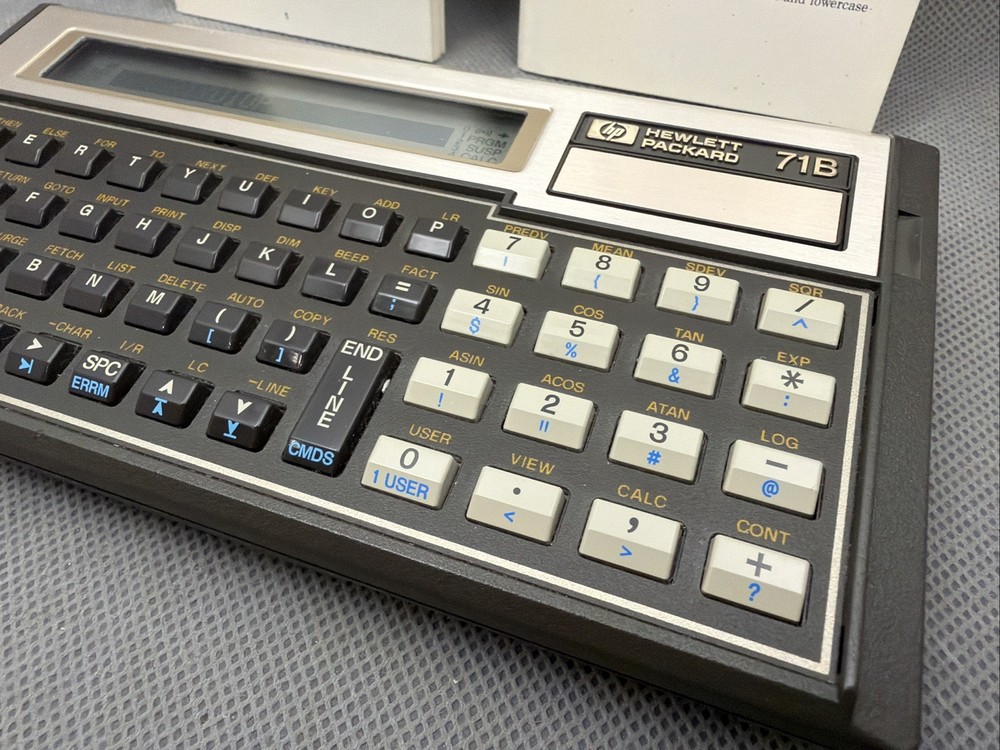 HP 71B Hewlett Packard Calculator HP-71B, Good Condition