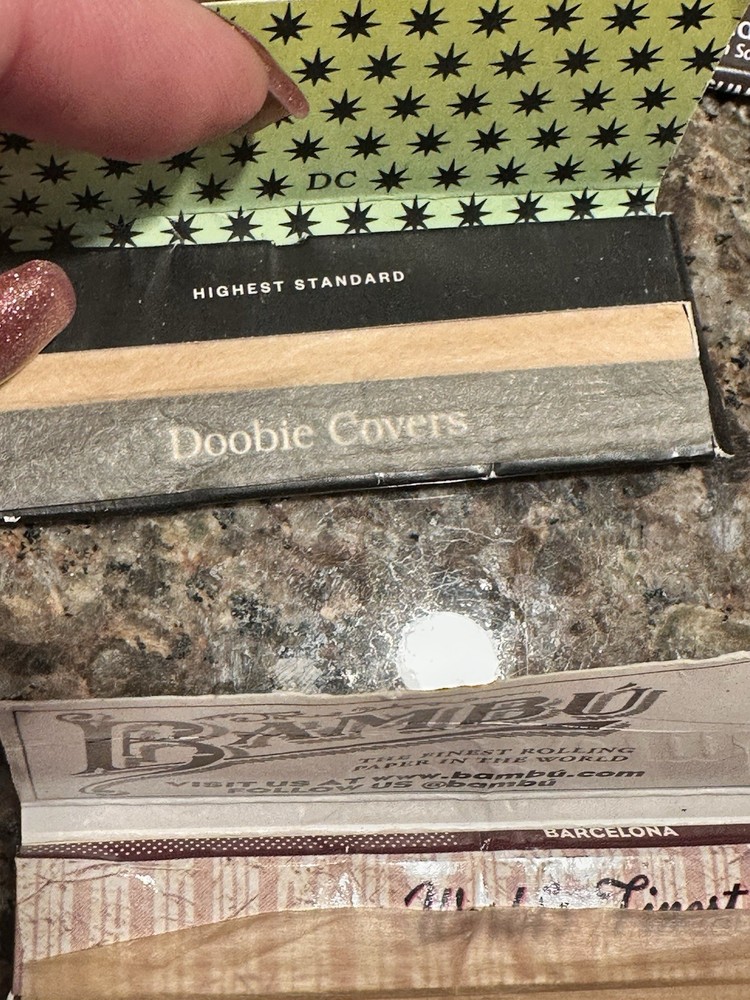 9 pc x Bambu and Other! Rolling Papers 100% Authentic Bambu Classic Papers USA