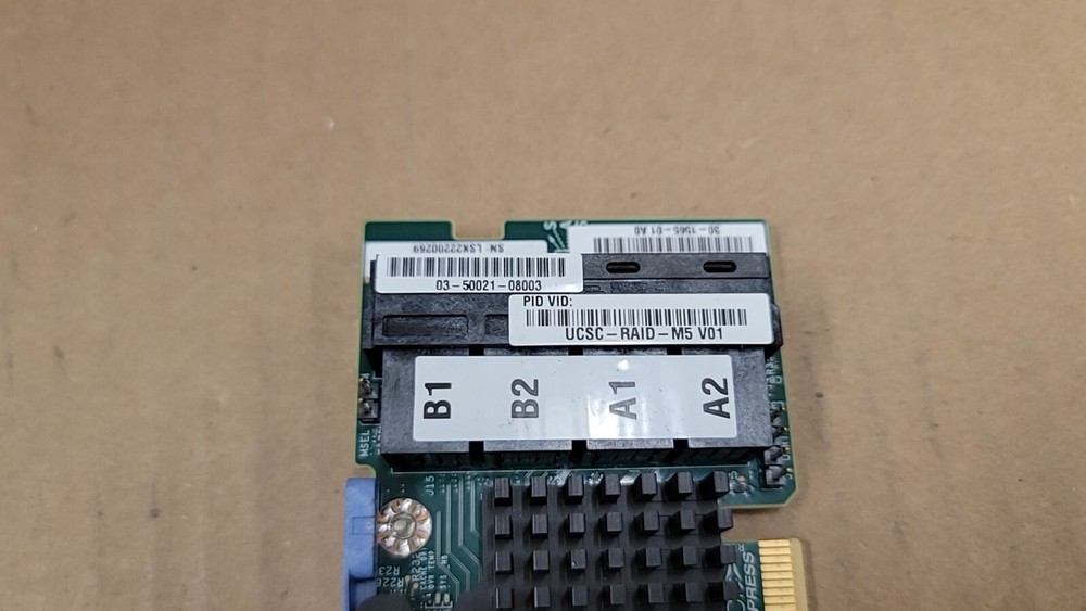 Cisco UCSC-RAID-M5 30-1565-01 12GB/S SAS Modular RAIDController UCSC-RAID-M5 V01