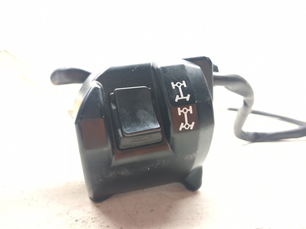 15-24 Can-Am Outlander 450 Right Control Button Switch