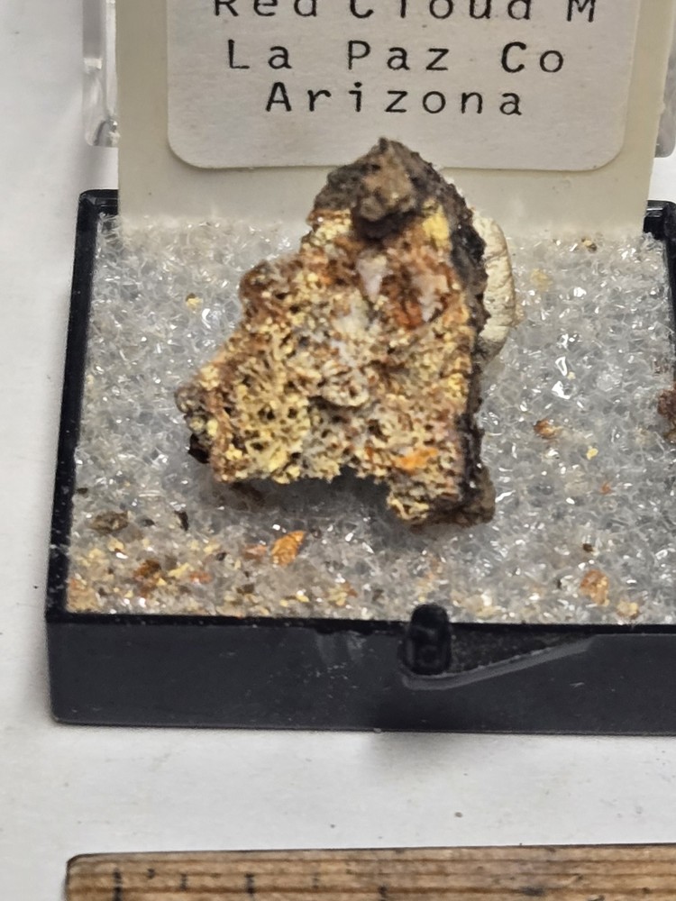 Beautiful Massicot Thumbnail specimen