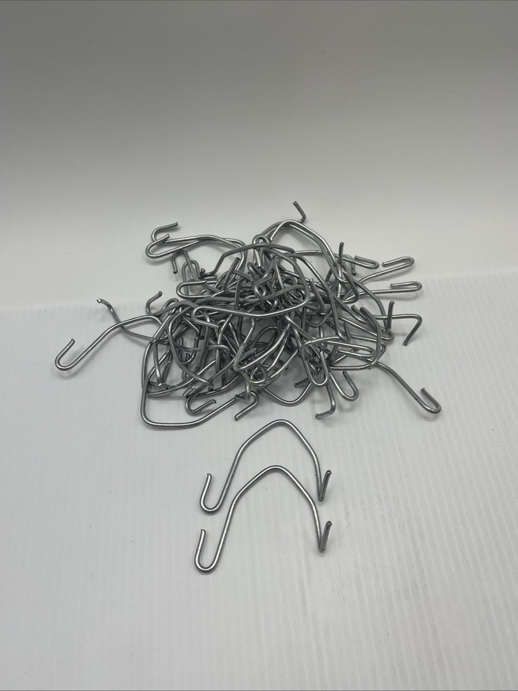 T-Post Fastener Galvanized 50-pk Post Clips {26}