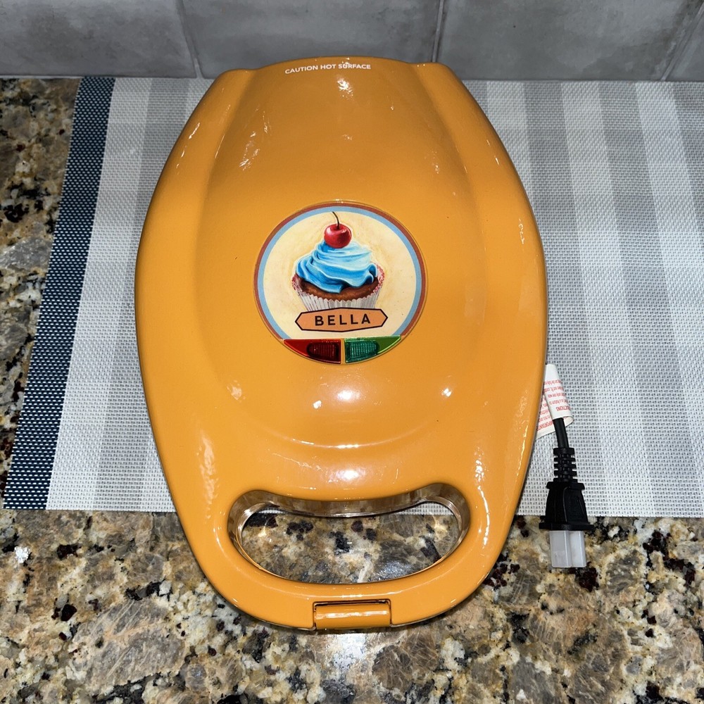 Bella Cupcake Maker Kit