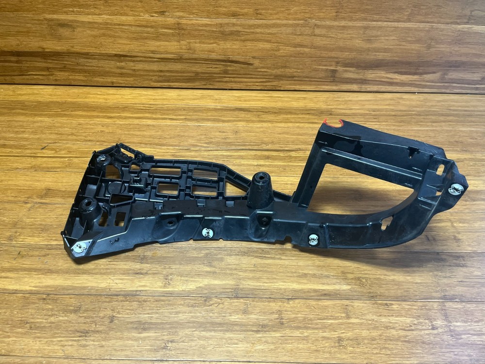 2015-2021 Porsche Macan S 95B Rear Right & Left Support Bracket Set 2 OEM NOTE