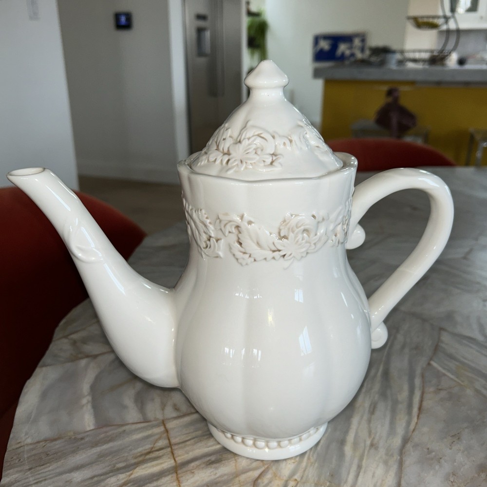 Roscher Pointsettia Cream Tea Pot