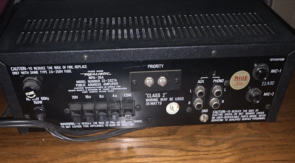 Realistic 35 Watt Solid State P.A. Amplifier Model 32-2027