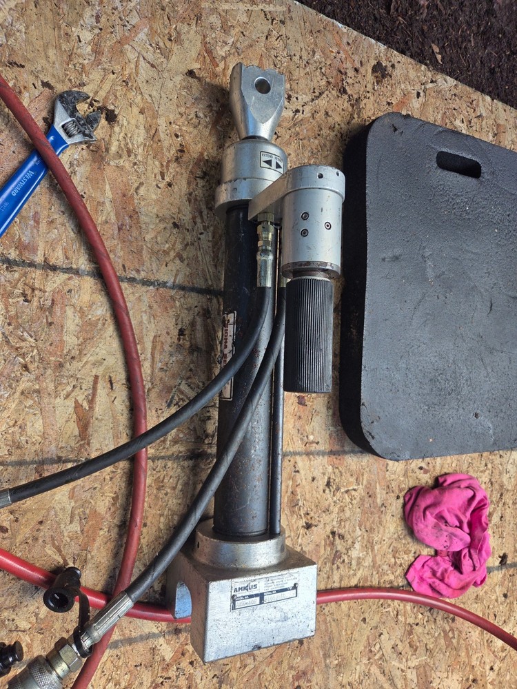 Amkus 40R Push/Pull Hydraulic Ram