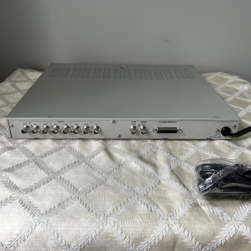 Panasonic WJ-MS424 Quad System 4CH Input Color Digital Video Multiplexer Rack