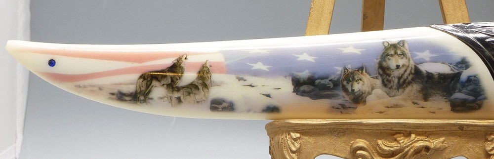 13" Hunter Collectors Wolf Dagger Fixed Blade Knife-Plastic Sheath-Wolves & Flag