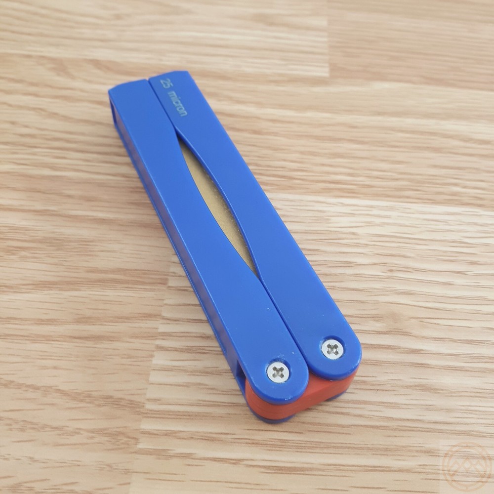 Fallkniven 2 Sided Sharpener One Coarse Diamond Side And One Fine Diamond Side