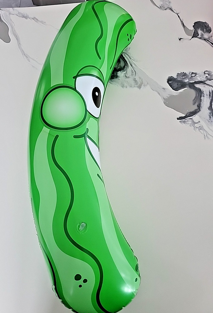 Giant Inflatable Pickle, 33 Inches