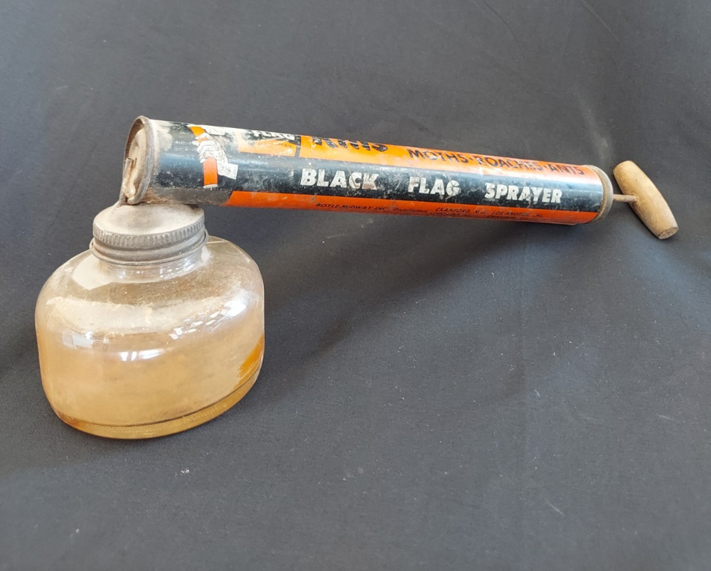Vintage Black Flag bug sprayer with glass canister