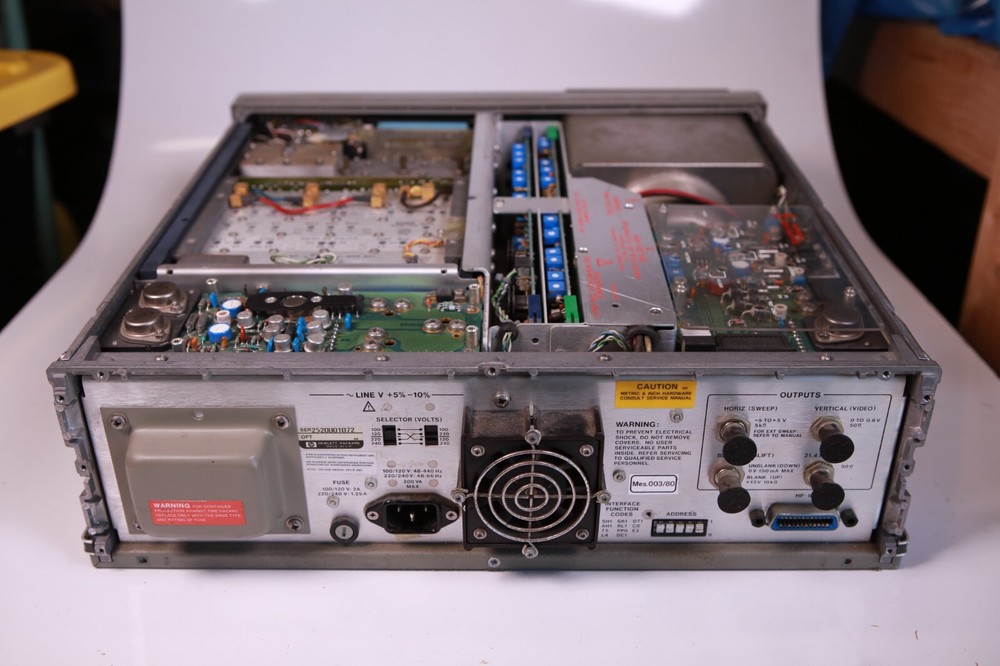 HP 853A + HP 8558B Spectrum Analyzer As Is