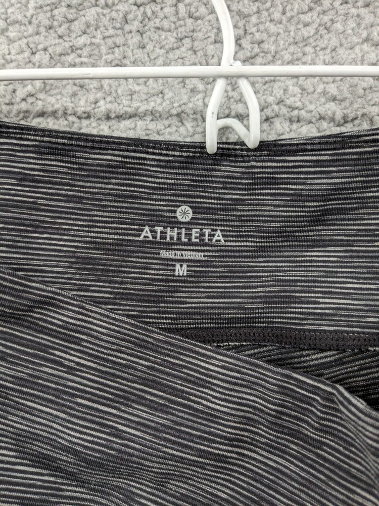 Athleta Women's Mind Over Mat Capri Leggings Mesh Side Panel Medium 227787