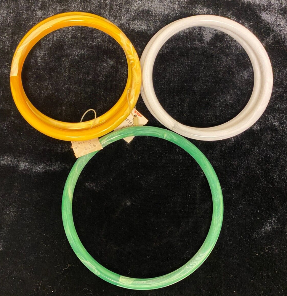 PLASTIC MACRAME CRAFT RING SET OF 5