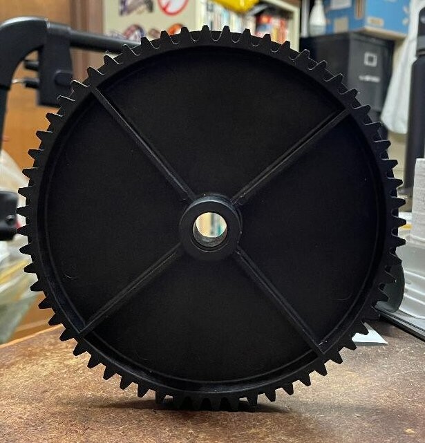 V5 - Plastic Gear (NOS)
