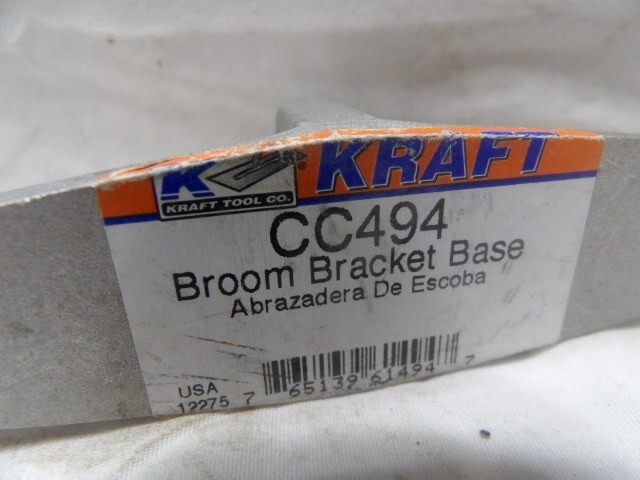 Kraft CC494 Broom Bracket Base