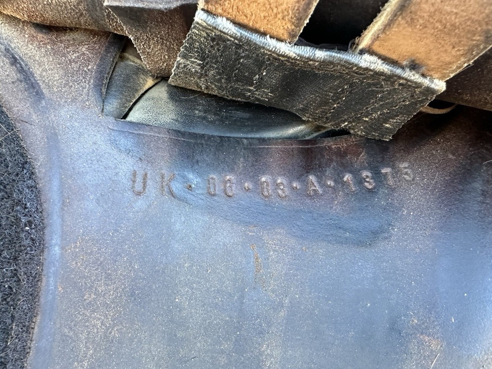 Reactor Panel Foxhunter Saddle 13.25” Tree/17” Seat