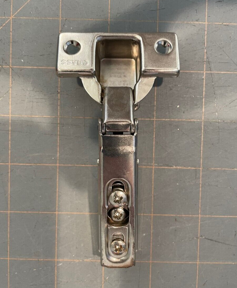 GRASS 1006-30 Clip-On Hinge (Self-Closing, 3703VS ) 110° Snap-On 1006 30