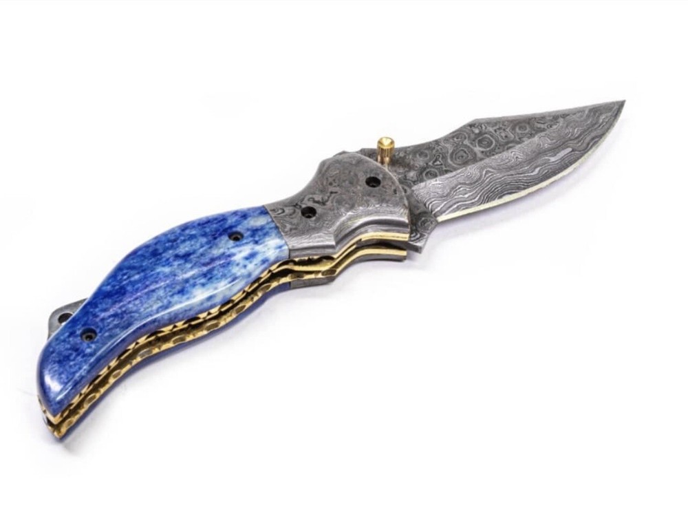 Damascus Steel Blade Knife