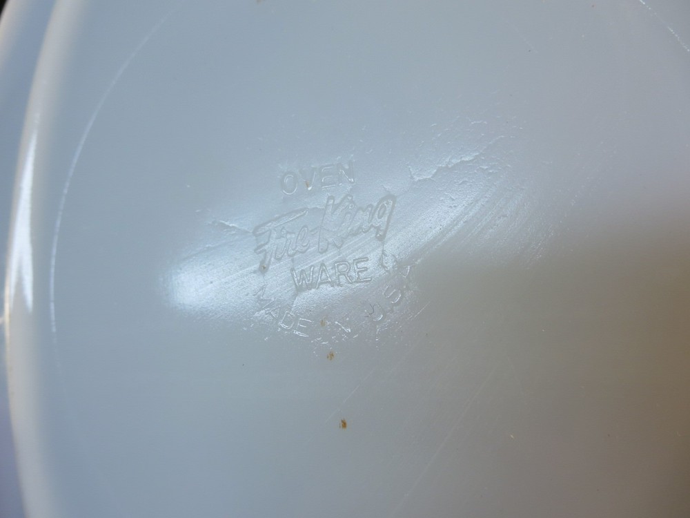 Fire-King FLEURETTE 12" Oval Serving Platter