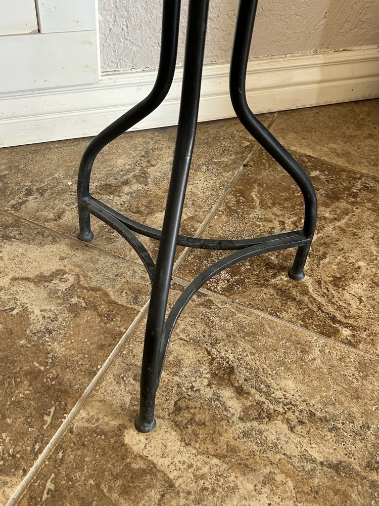 ADJUSTABLE THREE LEGGED SWIVEL FACTORY COUNTER HEIGHT STOOL