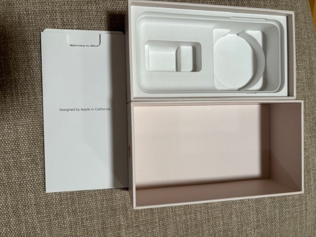 Apple Iphone 8 64 GB Original Empty Phone Box Only - Perfect