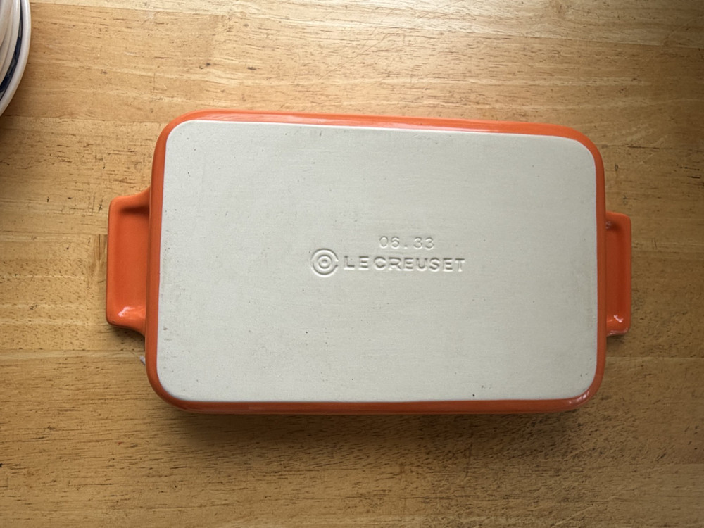 New - Le Creuset Flame Orange Rectangular Baking Dish 10x7 Stoneware