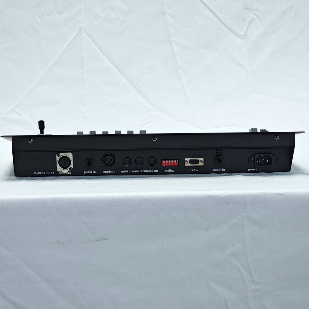 Pilot 2000 DMX Lighting Console Mixer Console Moving Par Light DMX Controller