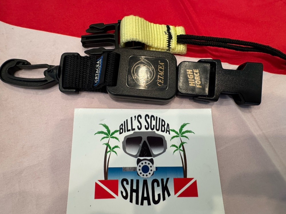SCUBA REGULATOR CONSOLE CLIP BY CETACEA NICE!