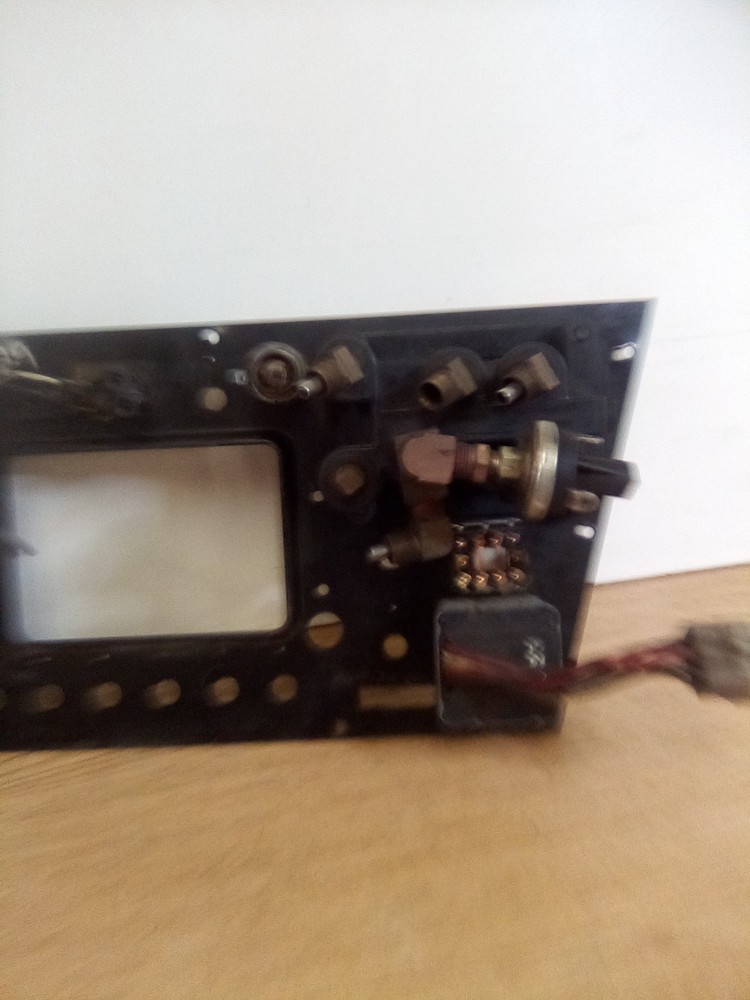 Volvo VNL Dash Switch Panel