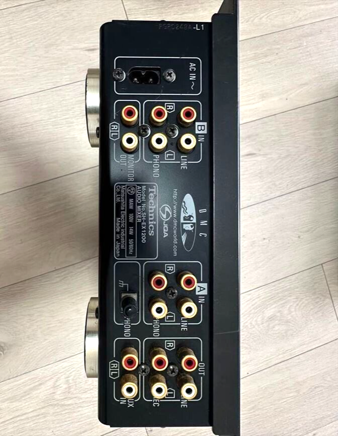 Technics SH-EX1200 Black Audio Mixer