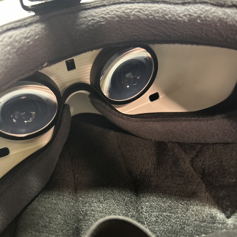 Samsung Gear VR Headset