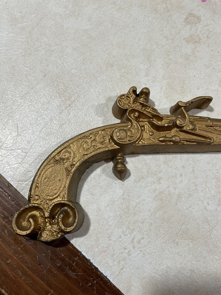 handmade wall hanging gun
