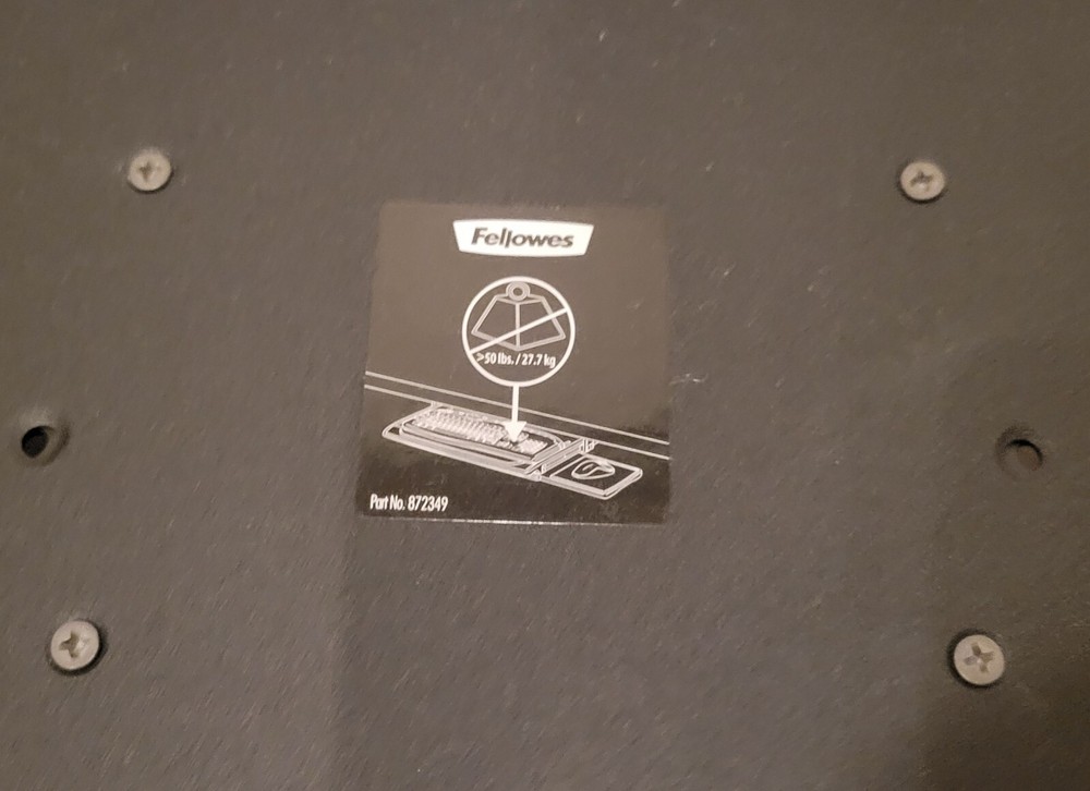 Fellowes Under Desk Keyboard Mount With Mousepad Rest