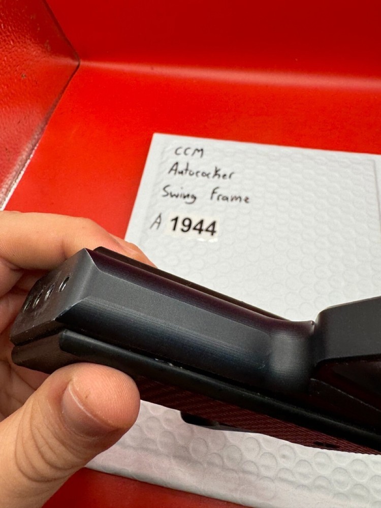 CCM Autococker Swing Frame Black