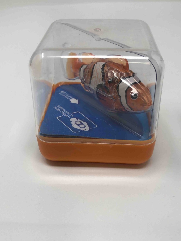 Zuru Robo Alive Robo Fish Orange