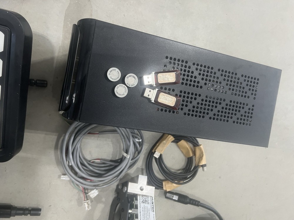 Hunter Engineering Pronto Aligner Complete Set. W/O HIB. Tested